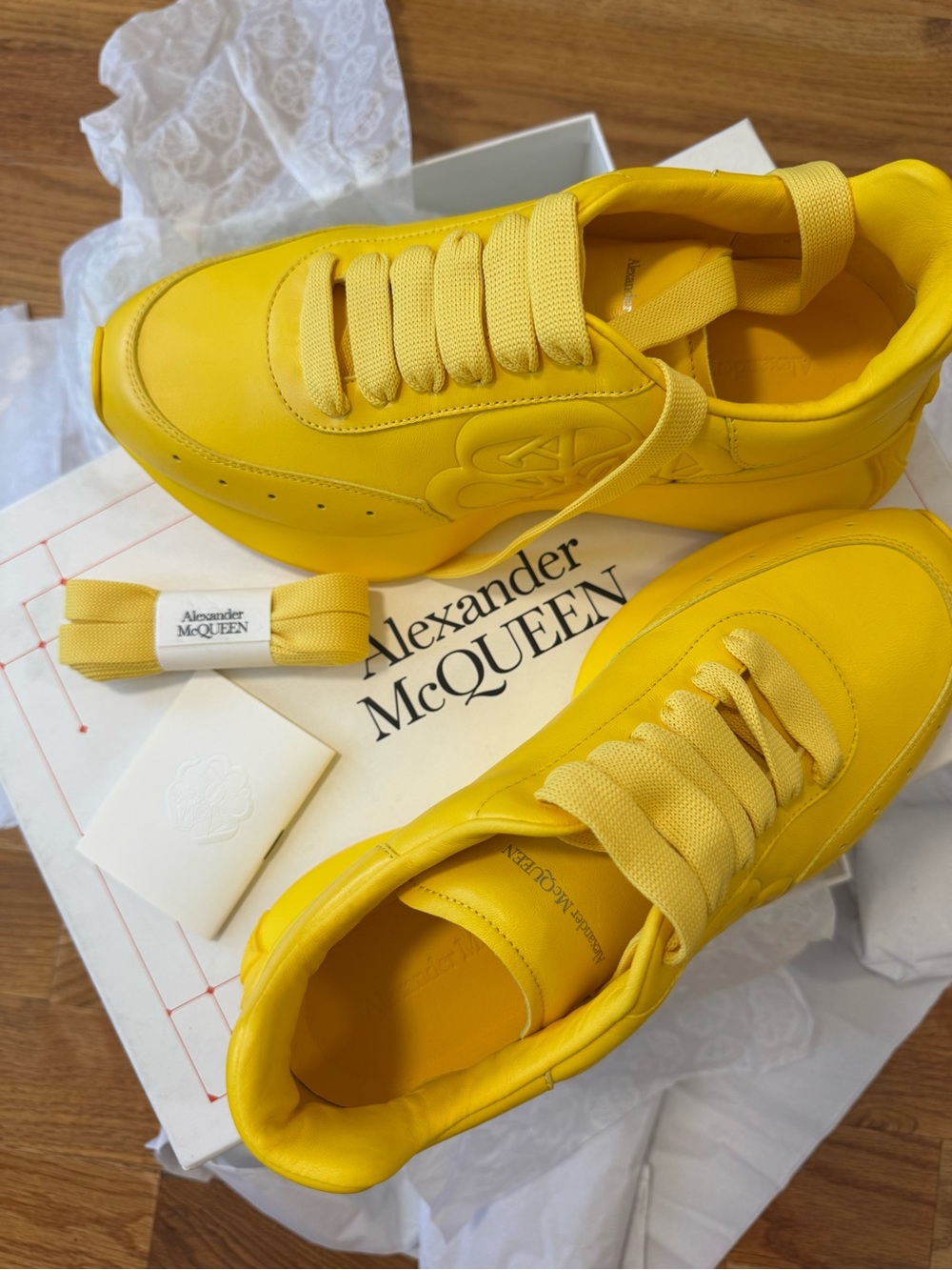Alexander McQueen Sprint Runner Sneakers Yellow Leather New In Box